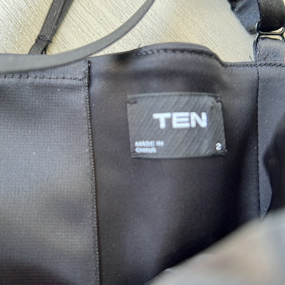 Aritzia Ten Corset Bustier - Picture 2 of 3